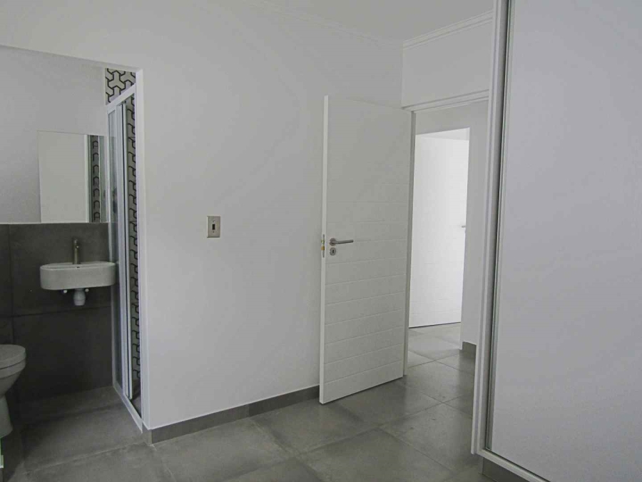 4 Bedroom Property for Sale in Shelley Point Western Cape